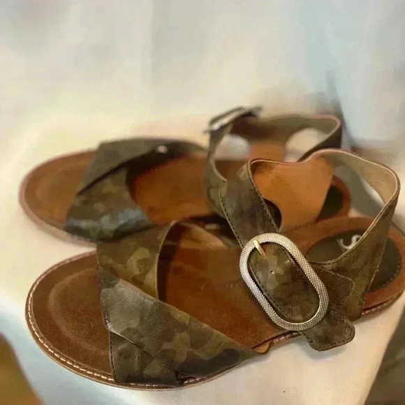 Sofft Olive Bayo Leather Sandal Womens Shoes, OLIVE, - Picture 5 of 5